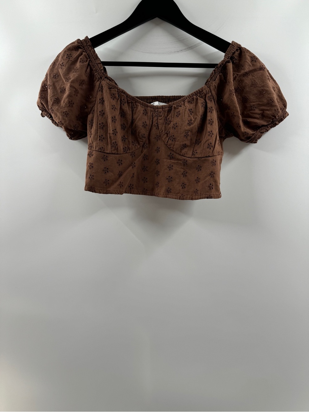 Hollister Brown Eyelet Puff Sleeve Crop Top – Women's Small
